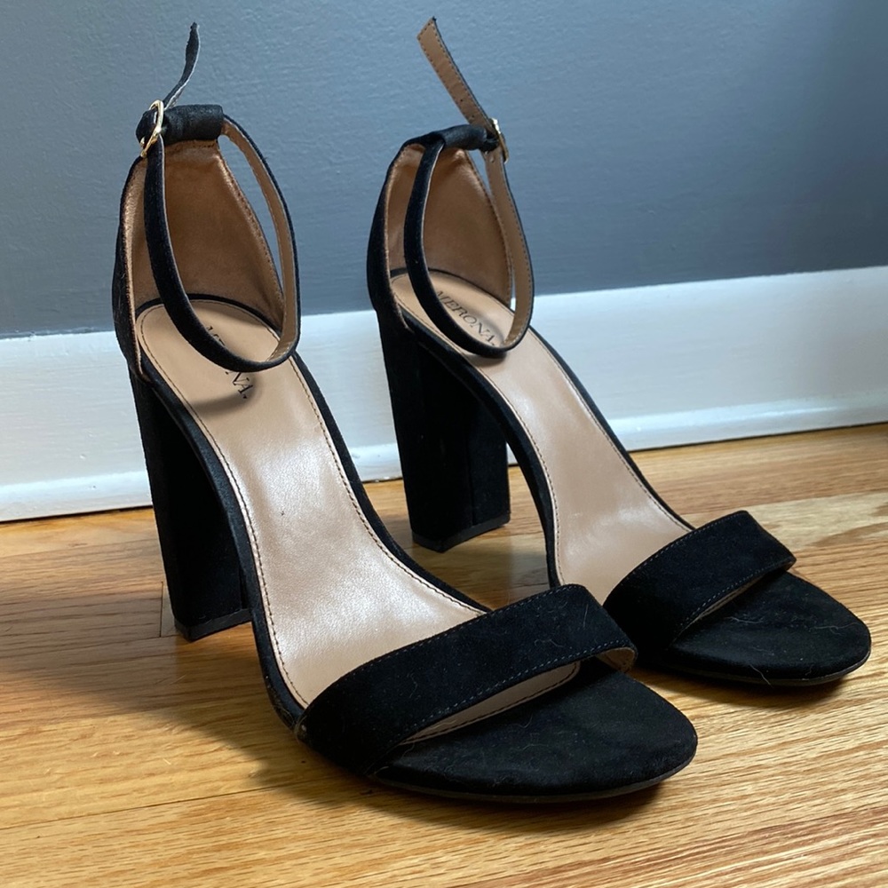 MERONA BLACK SUEDE HEEL